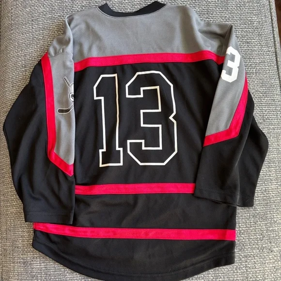 🔥 Spirit Halloween Slasher Hockey Skull “Jason” Friday the 13th Jersey | Sz Med. - Picture 6 of 6